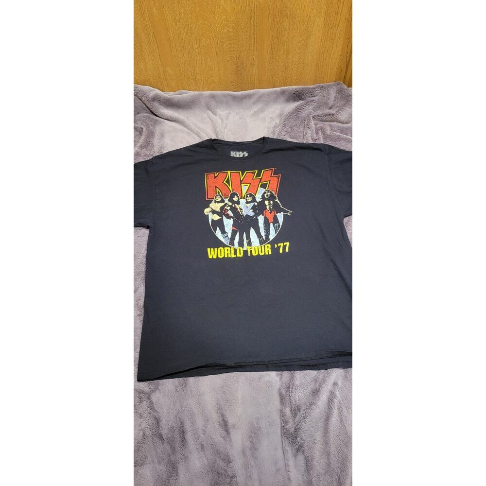 KISS World Tour 1977 Graphic Tshirt Mens 2XL Black Band Tee Rock Concert